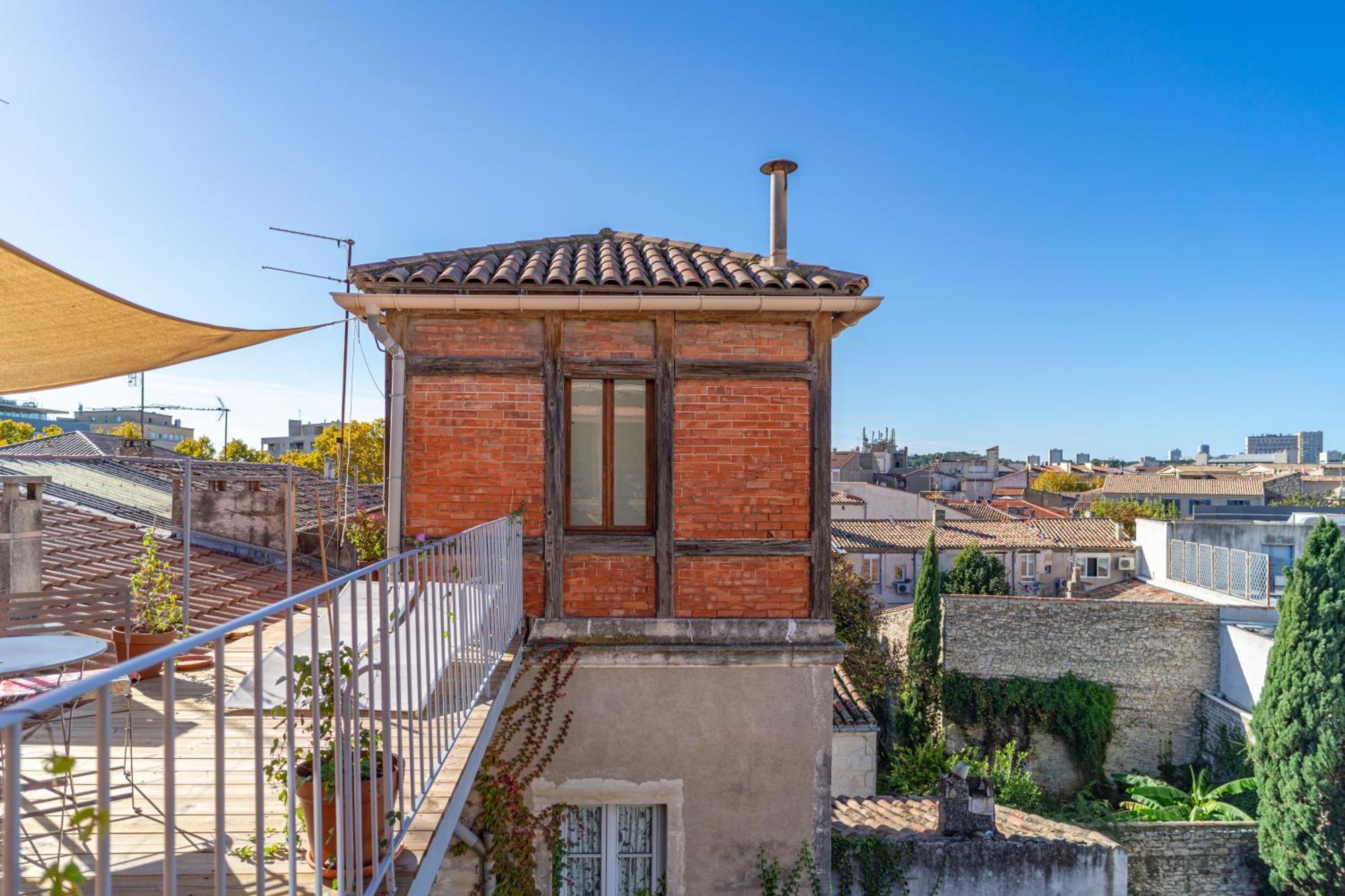 La Terrasse Suspendue Des Arenes - Une Nuit A Nîmes Buitenkant foto